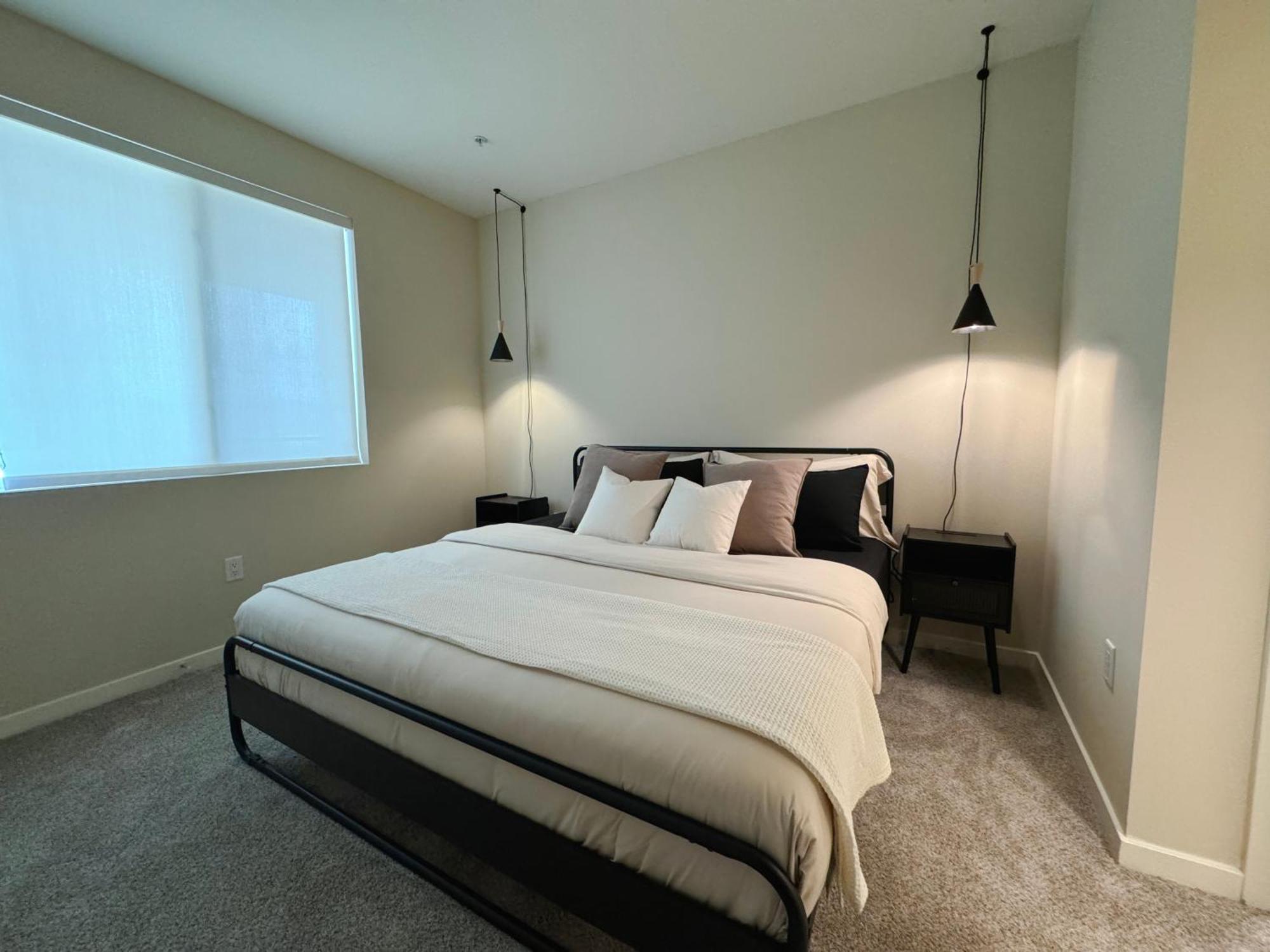 Apartment Stylish In La With Parking Los Angeles