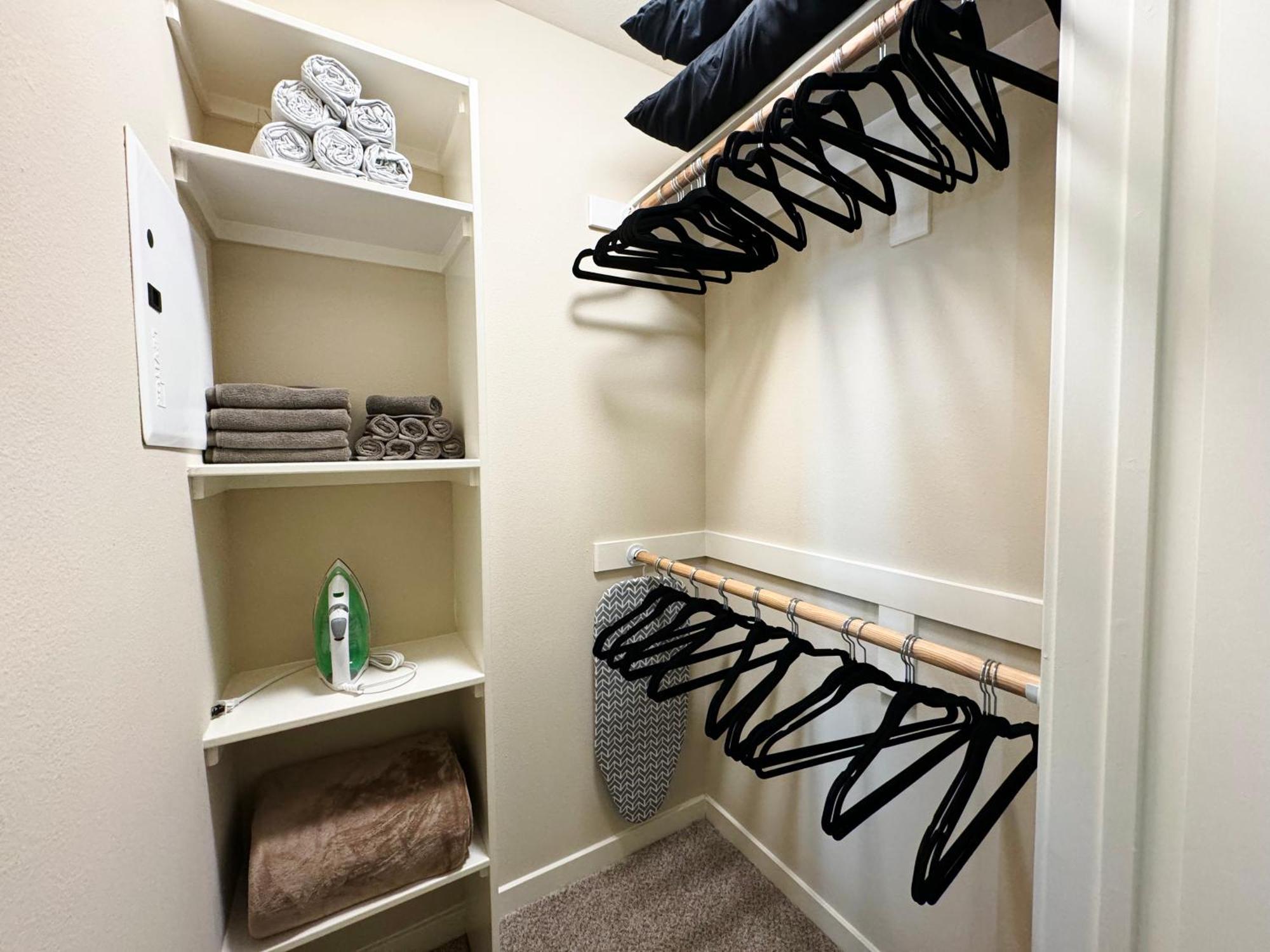 Apartment Stylish In La With Parking Los Angeles