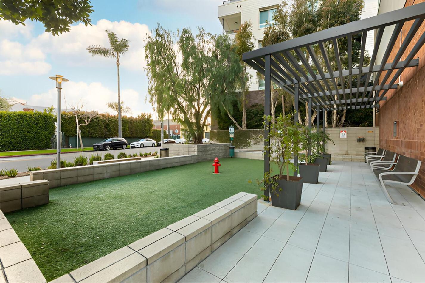Stylish In La With Parking Apartamento